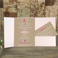 Faire part pochette, kraft et fleurs