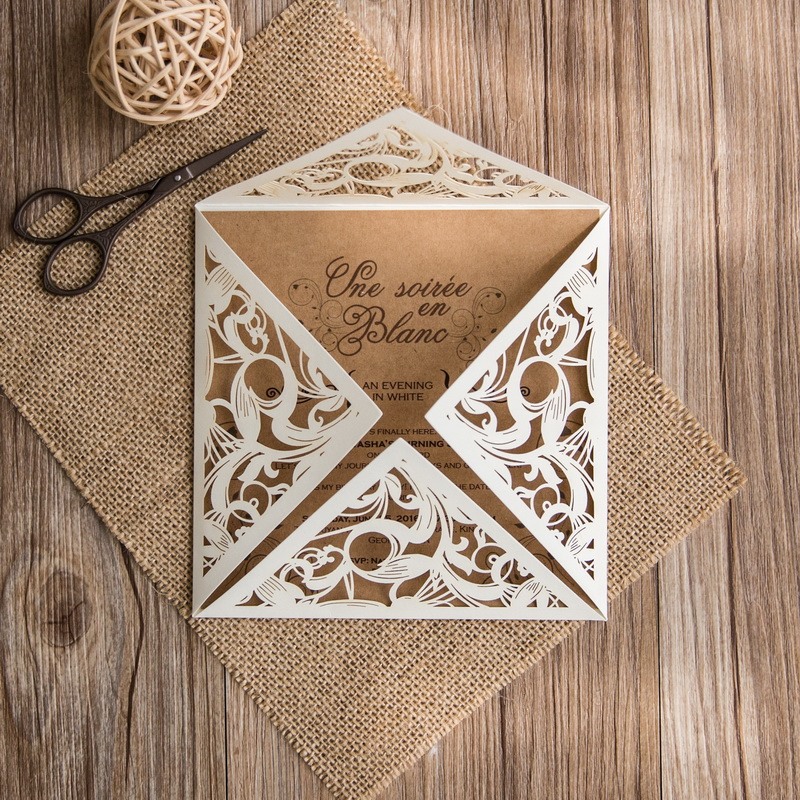 Pochette kraft pour faire-part de mariage - Le Comptoir du Bonheur